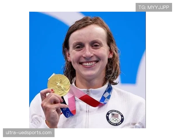凯蒂·莱德基训练完顺手把泳池买下来了? 凯蒂·莱德基训练完顺手把泳池买下来了?